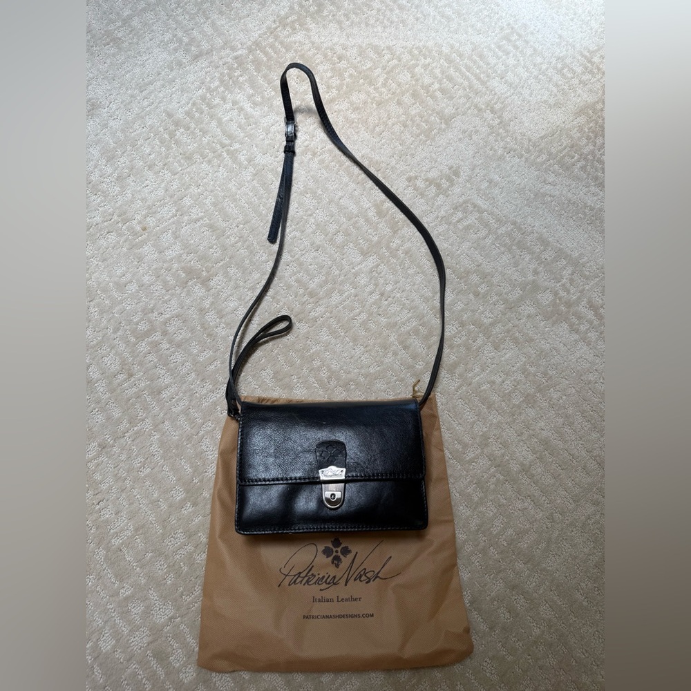 Patricia Nash Black Crossbody Bag with Structured Design